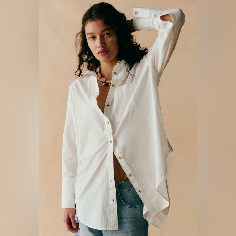 ▪️NWT Free People The Daily Shirt in White
